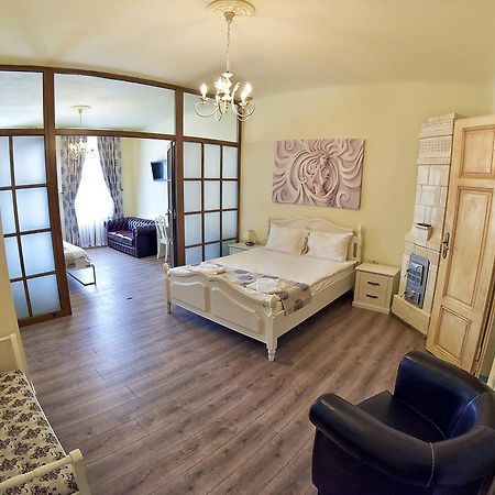 La Maisonnette Braşov Buitenkant foto