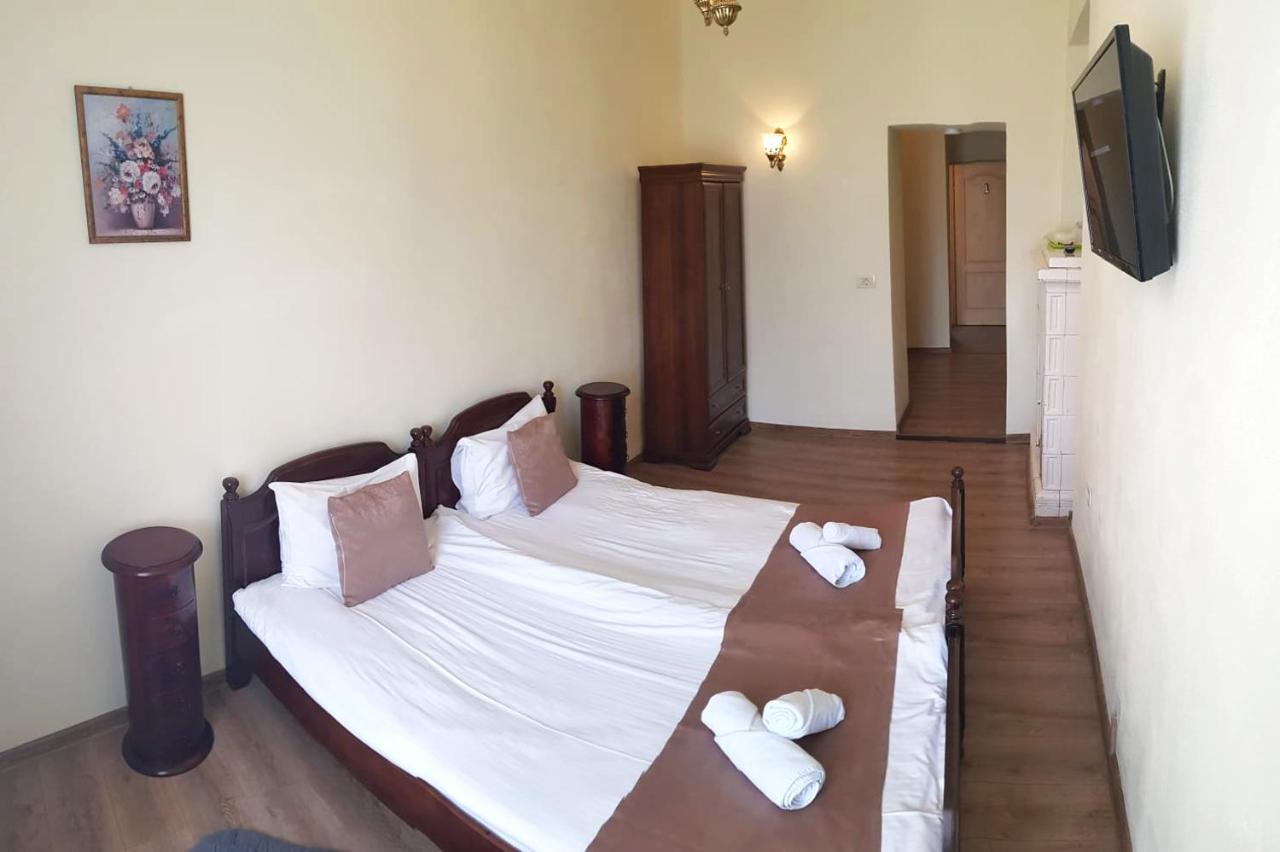 La Maisonnette Braşov Buitenkant foto
