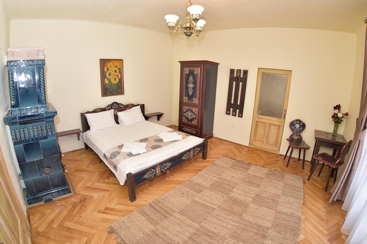 La Maisonnette Braşov Buitenkant foto