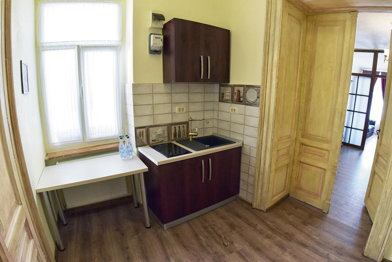 La Maisonnette Braşov Buitenkant foto