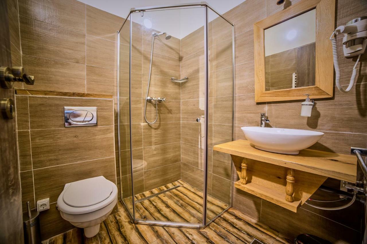 La Maisonnette Braşov Buitenkant foto
