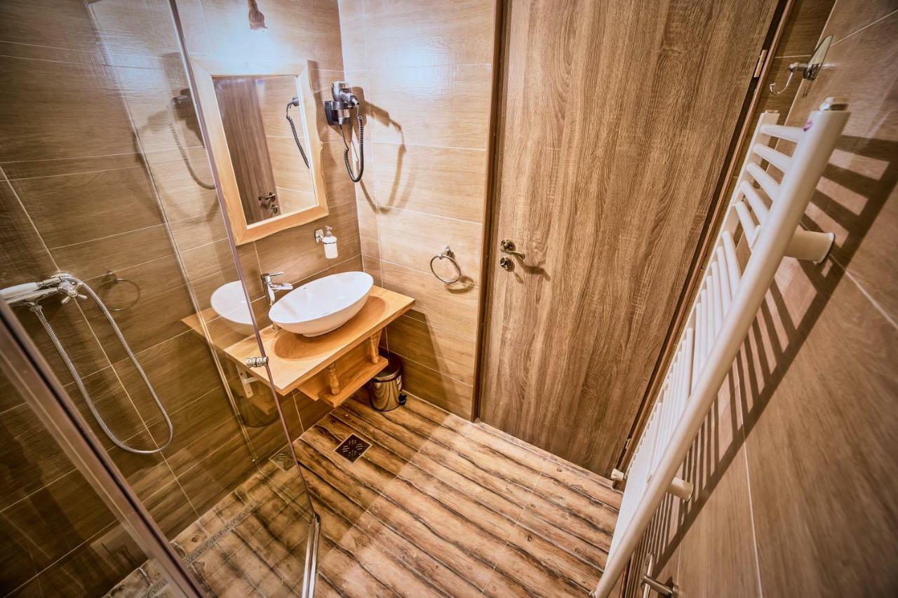 La Maisonnette Braşov Buitenkant foto